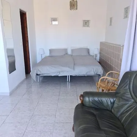 Fantastisk 10+5baedds I Torrox/nerja -spanien *
