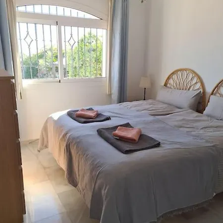 Fantastisk 10+5baedds I Torrox/nerja -spanien *