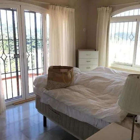 Fantastisk 10+5baedds I Torrox/nerja -spanien Villa Torrox