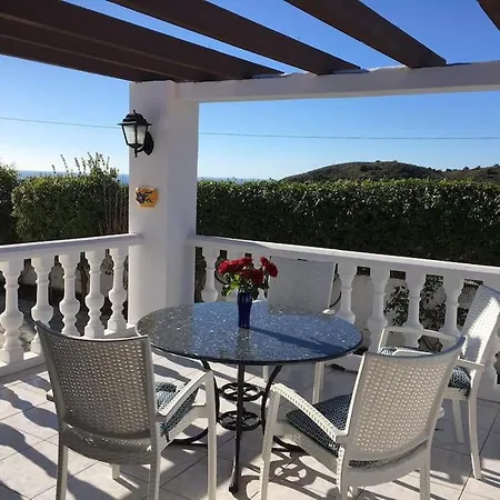 Fantastisk 10+5baedds I Torrox/nerja -spanien *